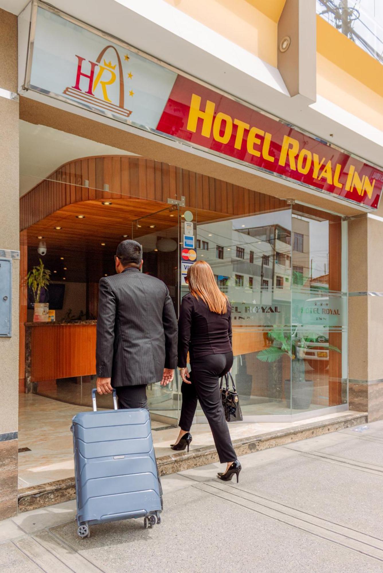 Hotel Royal Inn 塔克纳 外观 照片