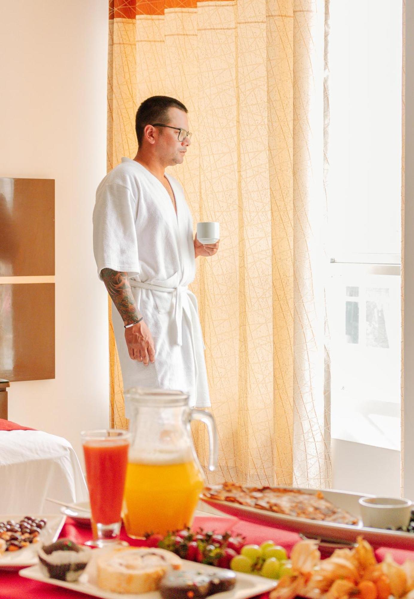 Hotel Royal Inn 塔克纳 外观 照片